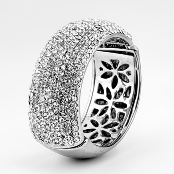 RARE Vintage Rhinestone Clasper Bracelet Midcentury Hollywood - Picture 2 of 10